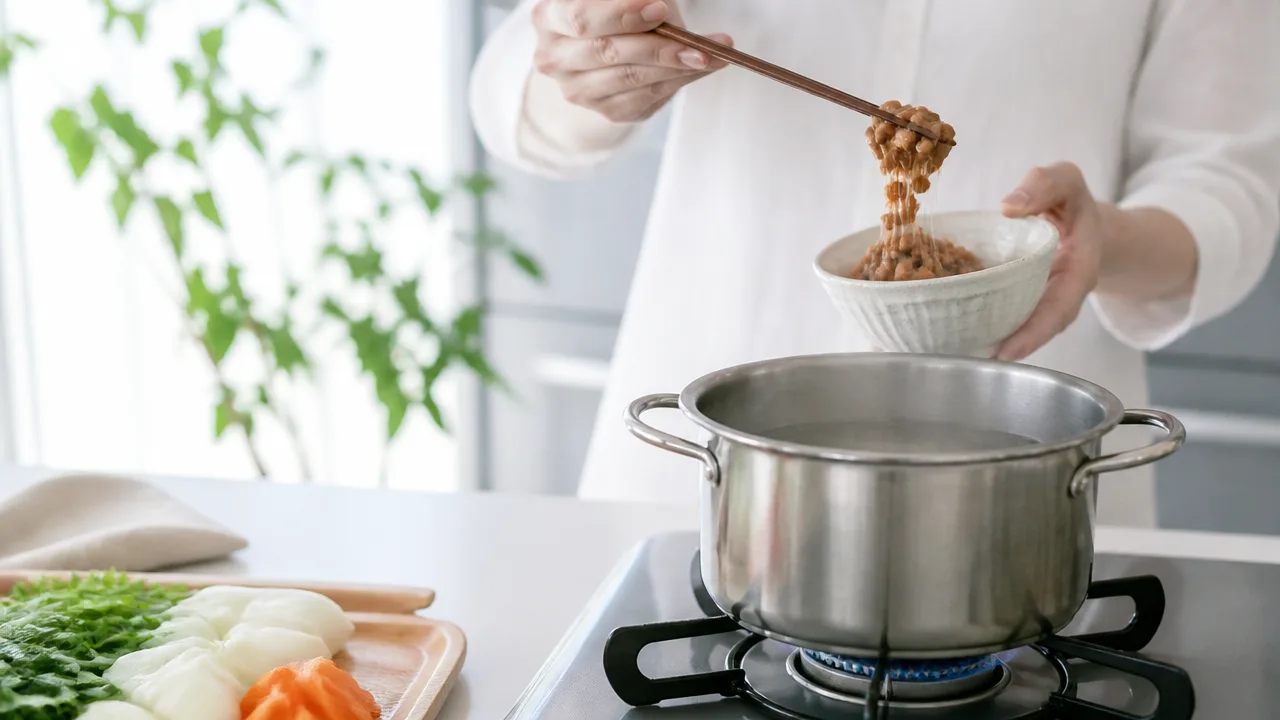 納豆は血管のクリーニング屋と言われるのはなぜ？成分と働きを解説